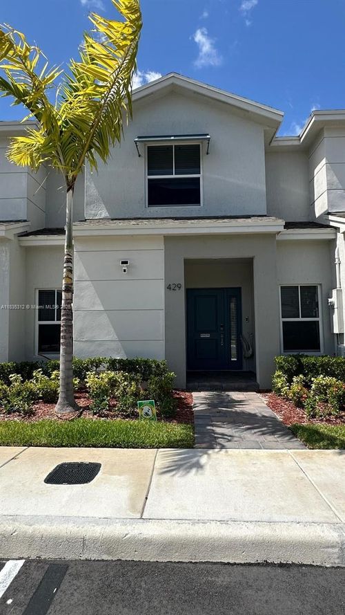 429-429 Ne 1st Dr, Florida City, FL, 33034-2275 | Card Image