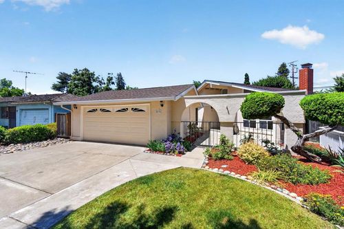 879 El Rio Dr, San Jose, CA, 95125-2713 | Card Image
