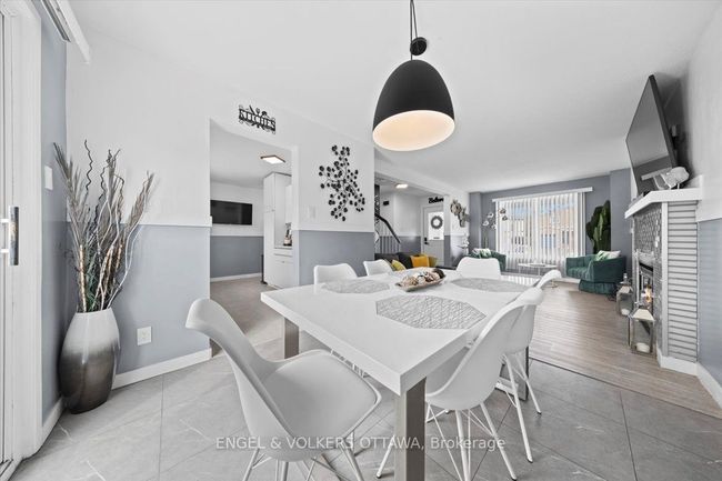 1456 Prestone Dr, House other with 3 bedrooms, 2 bathrooms and 2 parking in Orléans ON | Image 12