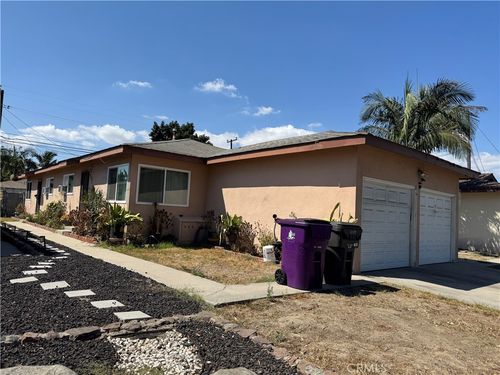 3069 Pacific Ave, Long Beach, CA, 90806-1355 | Card Image