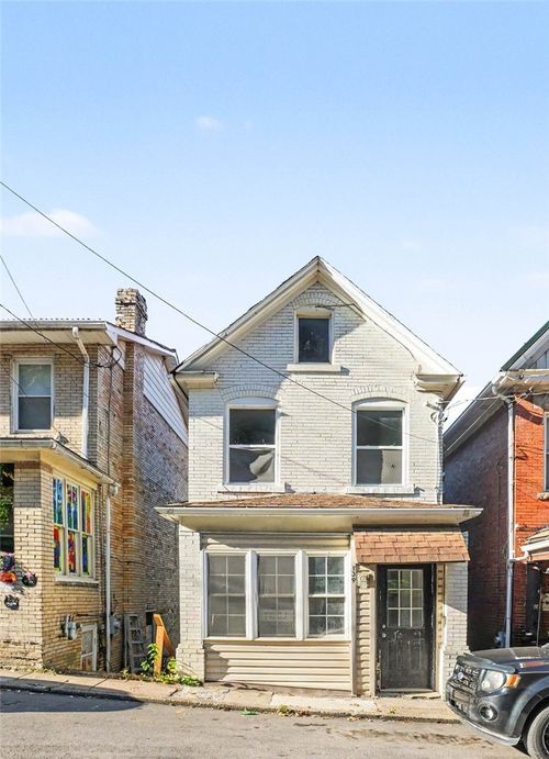 139 Oak Ave, Kittanning, PA, 16201-1307 | Card Image