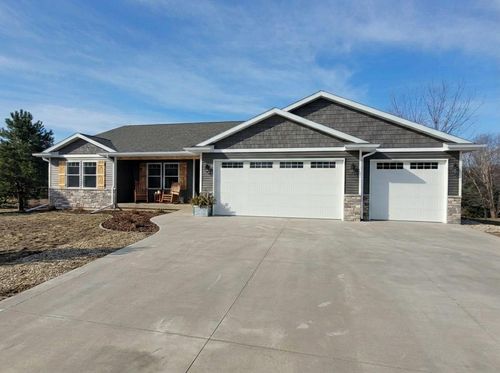 8683 Camomile Dr, Augusta, MI, 49012-9349 | Card Image
