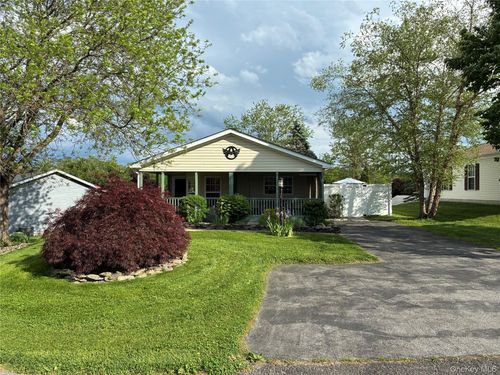 15 Gables Blvd, Poughkeepsie, NY, 12603-6600 | Card Image
