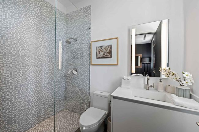121 2 Nd Dilido Ter, House other with 5 bedrooms, 6 bathrooms and null parking in Miami Beach FL | Image 23