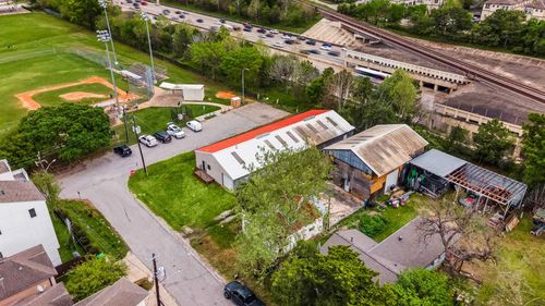 5703 Cornish St, Houston, TX, 77007-4309 | Card Image
