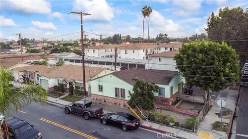 4860 Bell Ave, Bell, CA, 90201-2712 | Card Image