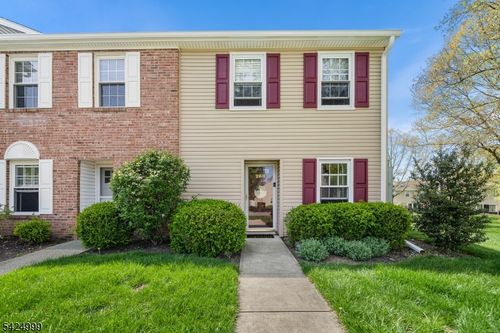 268 Gettysburg Way, Lincoln Park, NJ, 07035-1800 | Card Image