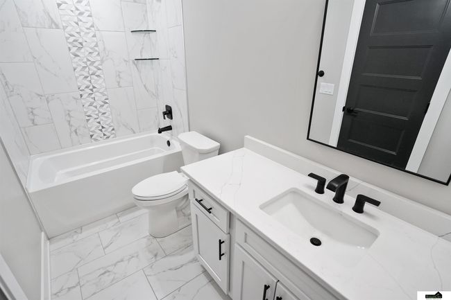 7949 Ponce Dr, Townhouse with 4 bedrooms, 3 bathrooms and 3 parking in Lincoln NE | Image 44