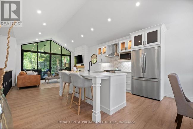 48 Deerview Dr, House other with 3 bedrooms, 3 bathrooms and 6 parking in Trenton ON | Image 8