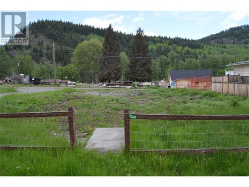 125 S Kimberley Ave, Greenwood, BC, V0H1J0 | Card Image