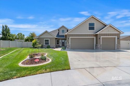 2630 Dogwood Ave, Fruitland, ID, 83619-5056 | Card Image