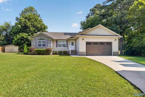 204 Mountain Lake Cir, Rainbow City, AL, 35906-8804 | Card Image