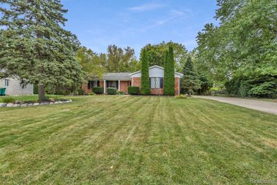 Welcome to 35973 Smithfield- sits on 0.48 acres! | Image 1