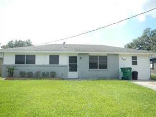 220 Azalea Dr, Westwego, LA, 70094-2210 | Card Image