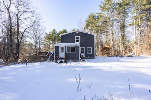 112 N Raymond Road, Gray, ME, 04039 | Card Image