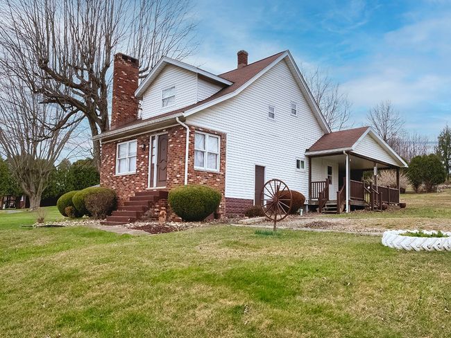 847 State Route 66, House other with 2 bedrooms, 1 bathrooms and null parking in Leechburg PA | Image 4