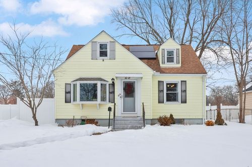 23 Fairway Dr, Springfield, MA, 01108-3517 | Card Image