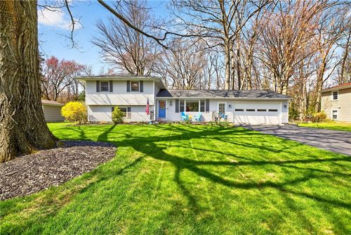 436 Brookwood Dr, Webster, NY, 14580-1657 | Card Image