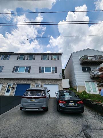 Chestnut St, Slatington, PA 18080