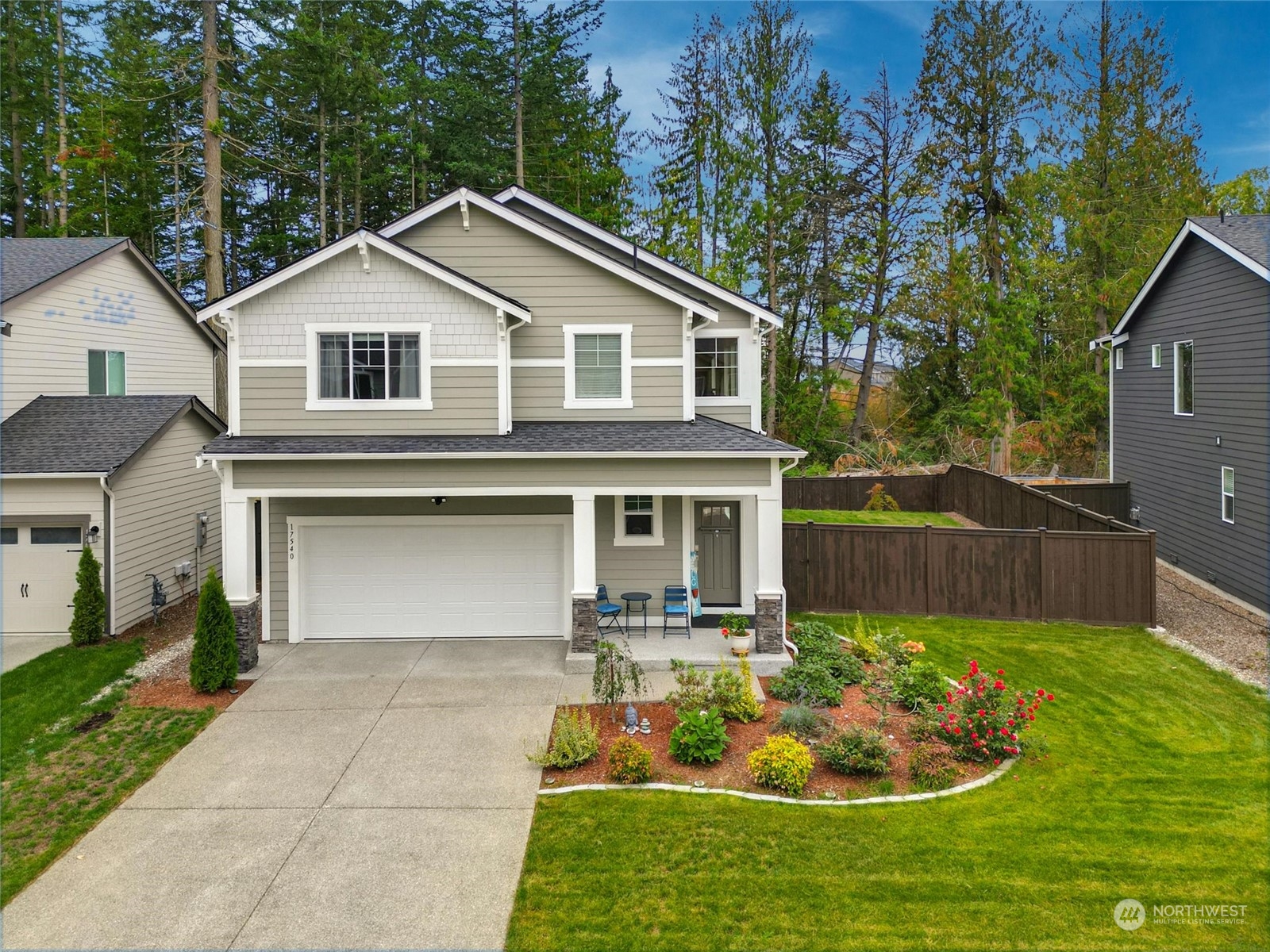 Crossing Dr, Puyallup, WA 98374
