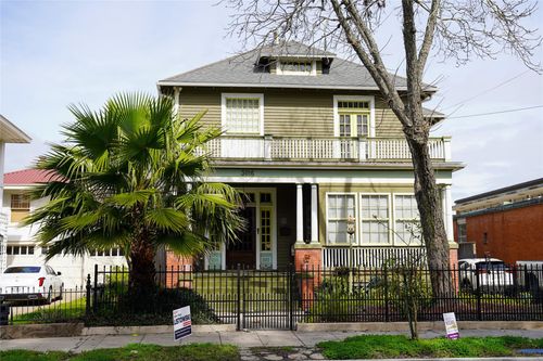 3016 Avenue O, Galveston, TX, 77550 | Card Image