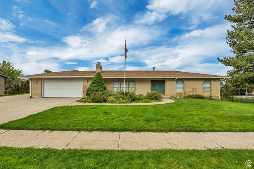 2506 Green Oaks Dr, Bountiful, UT, 84010-3136 | Card Image