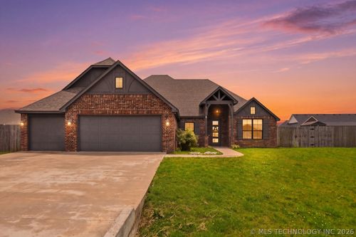4192 E 130th Place, Skiatook, OK, 74070 | Card Image