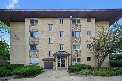 apt-471-2226 S Goebbert Rd, Arlington Heights, IL, 60005-4238 | Card Image