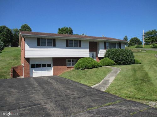 14 Leon Dr, Fort Ashby, WV, 26719-6877 | Card Image