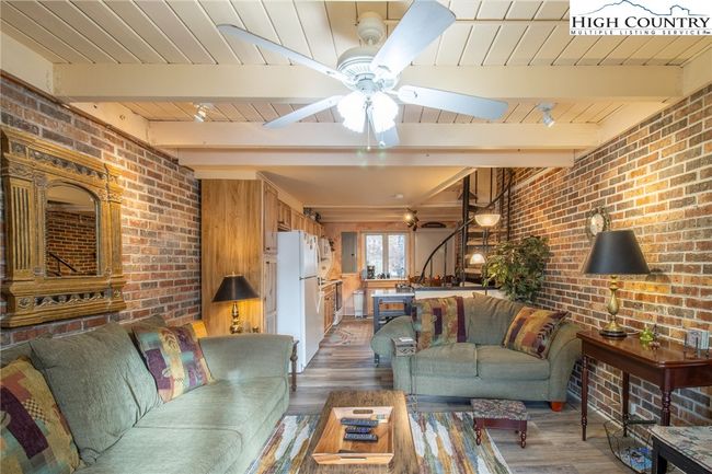 UNIT-7 - 104 Snowplow Ln, Condo with 3 bedrooms, 3 bathrooms and null parking in Beech Mountain NC | Image 6