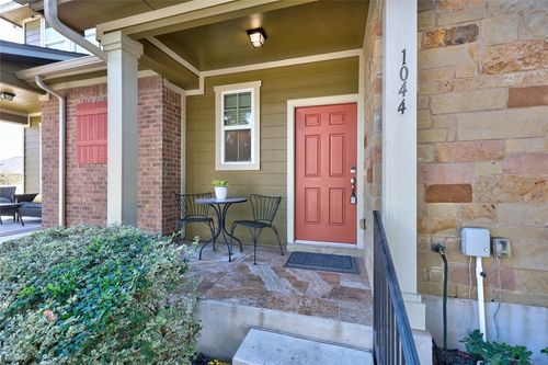 1044 Lost Pines Ln, Cedar Park, TX, 78613-7557 | Card Image