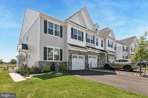 117 Charles Ln, HARLEYSVILLE, PA, 19438-1792 | Card Image