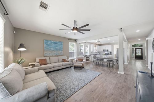 8911 Henrico Ln, Rosenberg, TX, 77469-4882 | Card Image