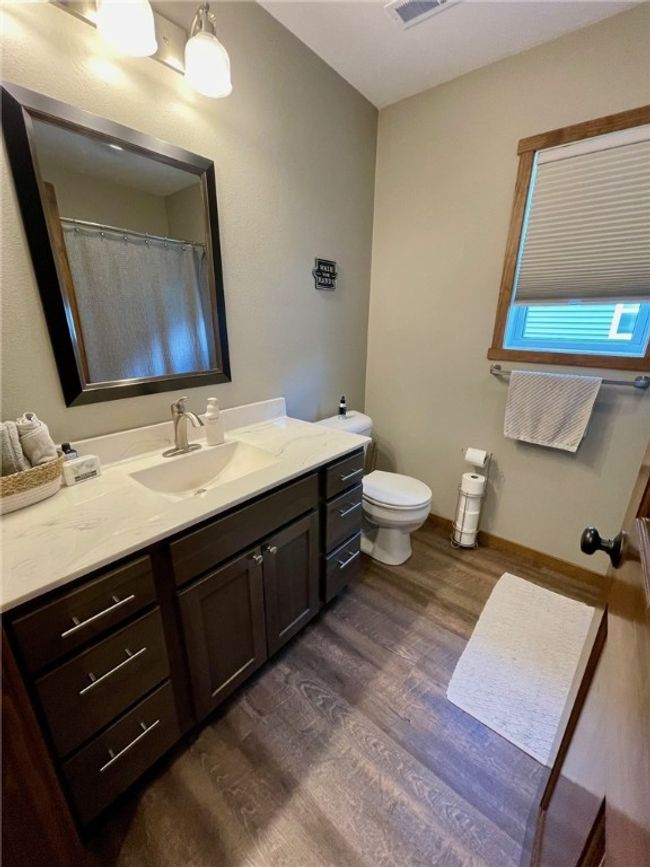 Main full bath | Image 20