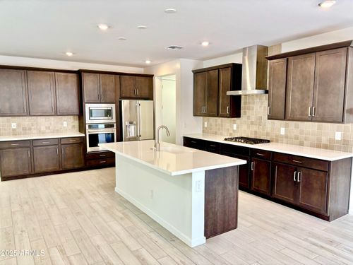 26421 N 24th Gln, Phoenix, AZ, 85085-8988 | Card Image