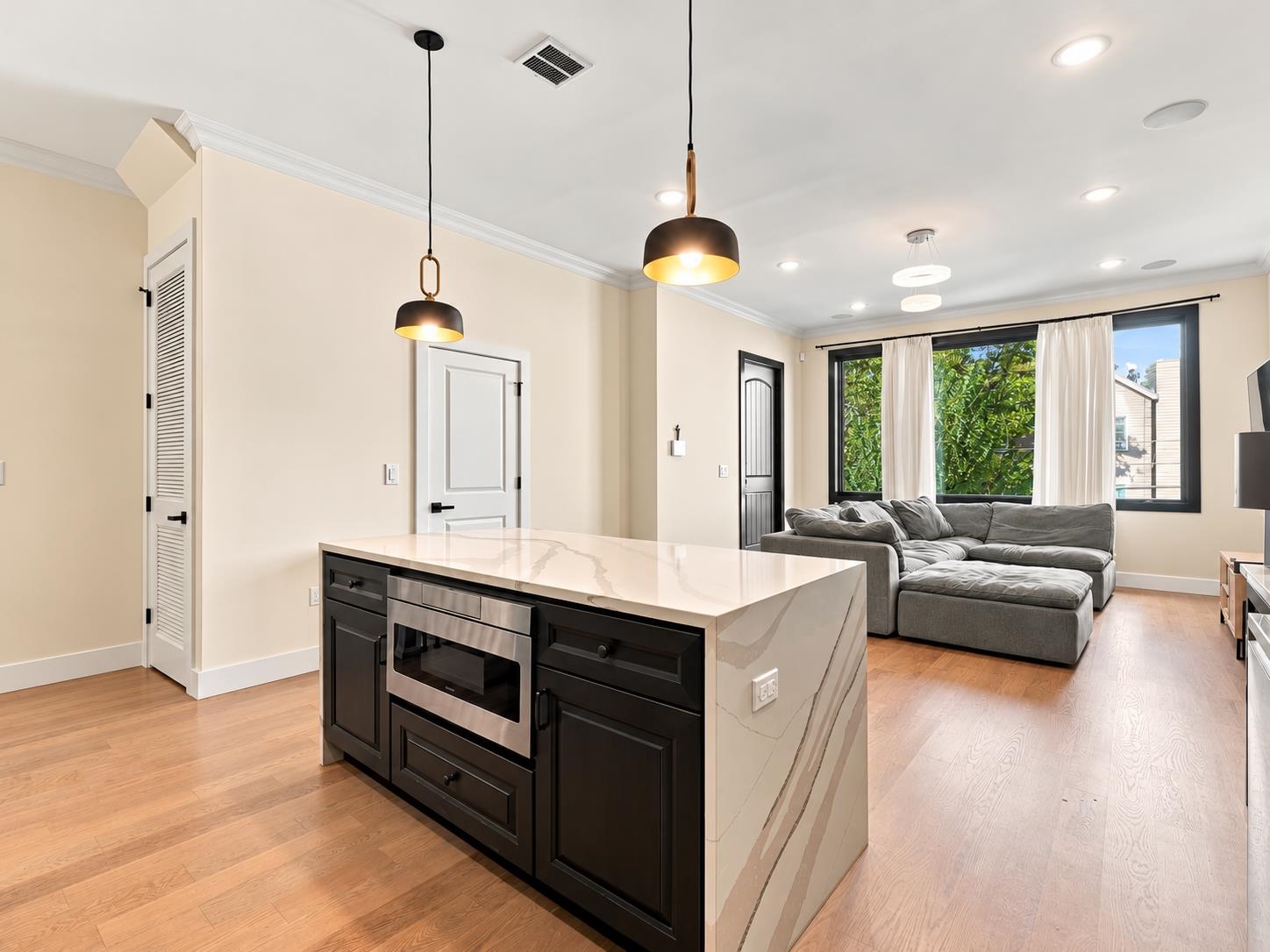 Residential Lease in JC, Heights 5