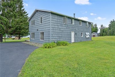 1030 Marlyn Park Drive, House other with 4 bedrooms, 2 bathrooms and null parking in Cazenovia NY | Image 3