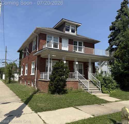 1u-7001 Coleman St, Dearborn, MI, 48126-1726 | Card Image