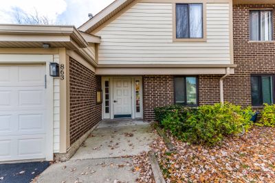 2 - 863 Coach Road, Condo with 2 bedrooms, 2 bathrooms and 1 parking in Palatine IL | Image 2