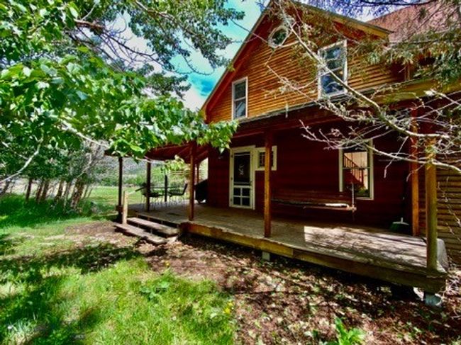 Grizzly Meadows Cottage | Image 20