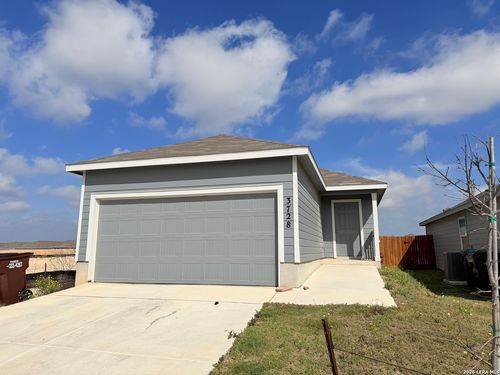 3728 Wentz Hill, New Braunfels, TX, 78132 | Card Image