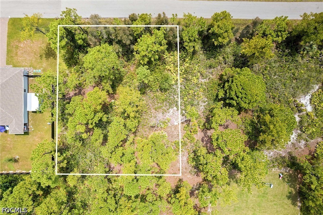 Land in Lehigh Acres