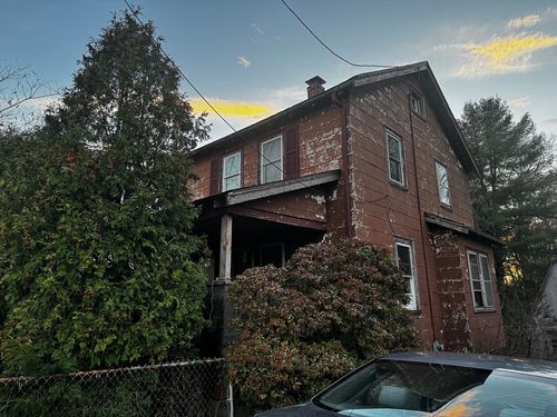 747 Middle St, Weymouth, MA, 02188-4012 | Card Image