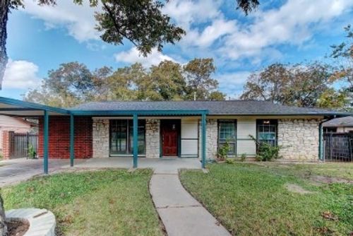 202 Prairie Dell, Austin, TX, 78752-1419 | Card Image