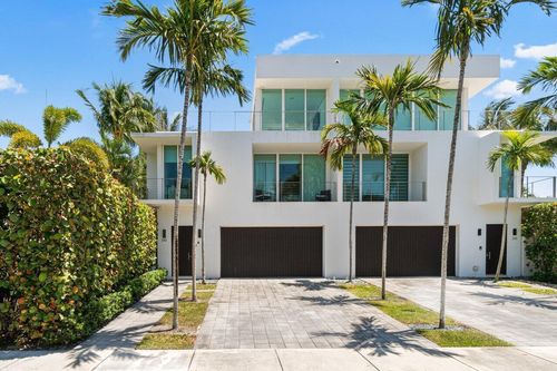 243 Venetian Dr, Delray Beach, FL, 33483-6809 | Card Image