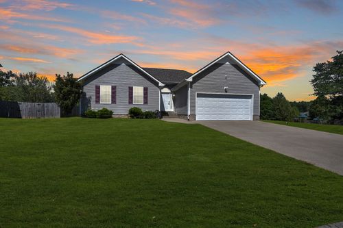 1377 Mutual Dr, Clarksville, TN, 37042-7088 | Card Image