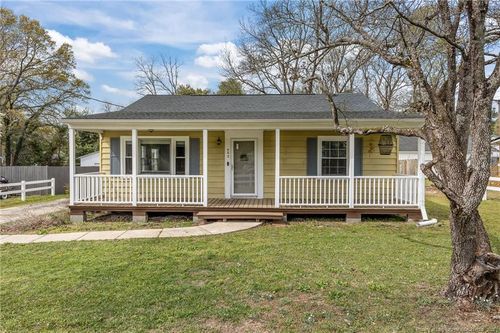 402 Faison Ave, Fayetteville, NC, 28304-3316 | Card Image