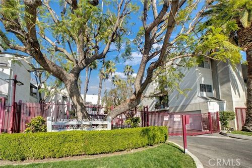 209-20155 Keswick St, Winnetka, CA, 91306 | Card Image