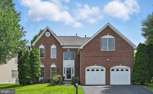 10861 Hunter Gate Way, RESTON, VA, 20194-1421 | Card Image
