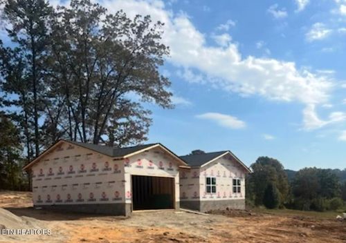 5718 Zurich Way, Knoxville, TN, 37918-2631 | Card Image